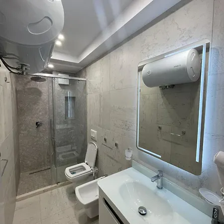 Apartment Vila Kapllani *